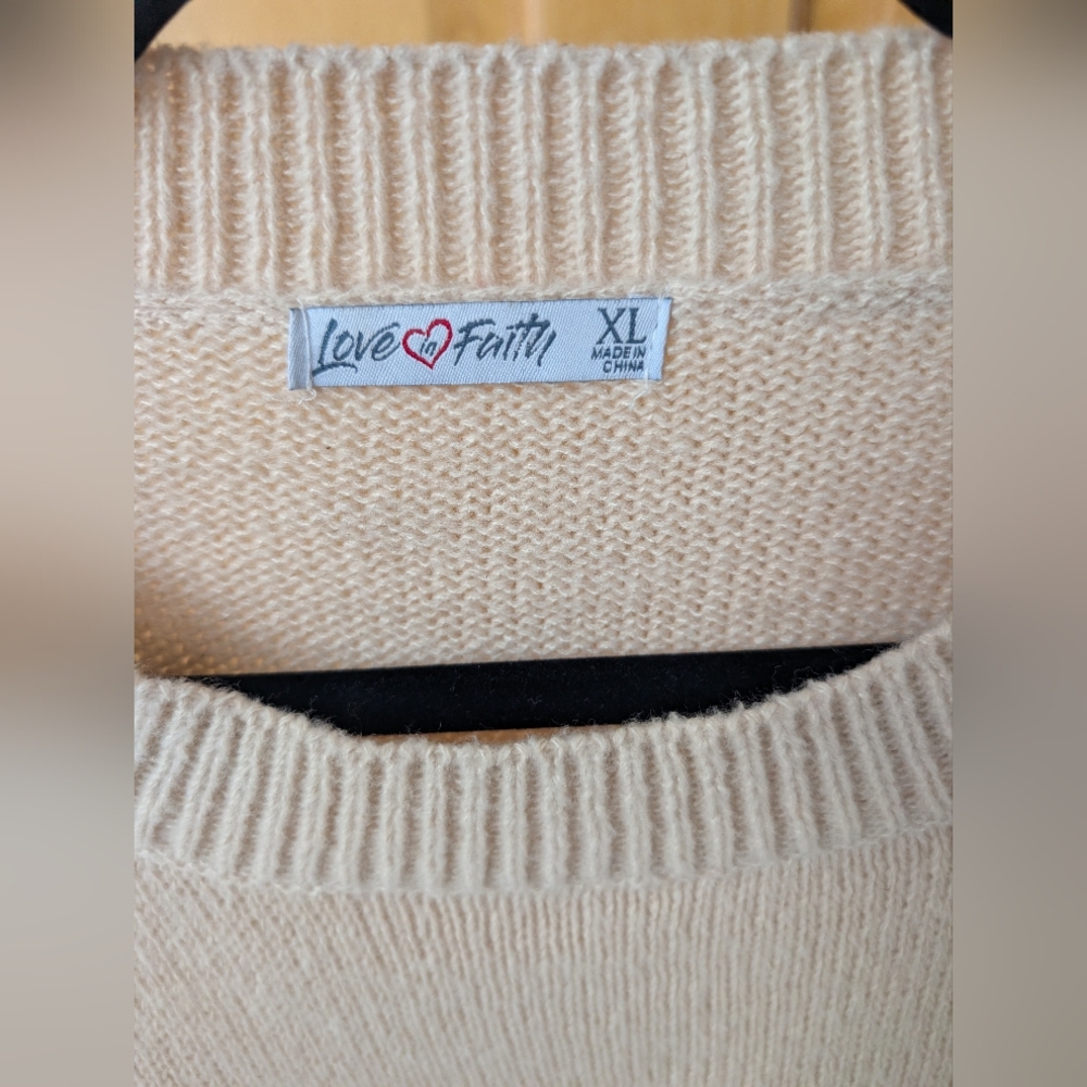 Love In Faith Light Pink Ombre Pink Graphic Crewneck Sweater - Picture 3 of 7